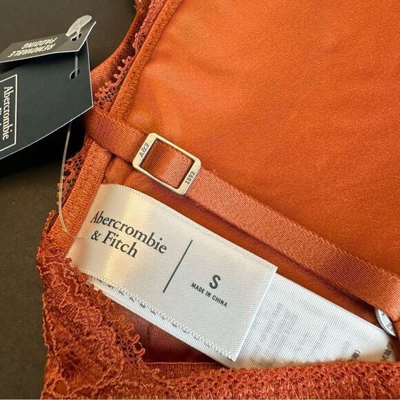 Abercrombie &‎ Fitch Burnt Orange Lace Bralette NWT Size S - Picture 3 of 3